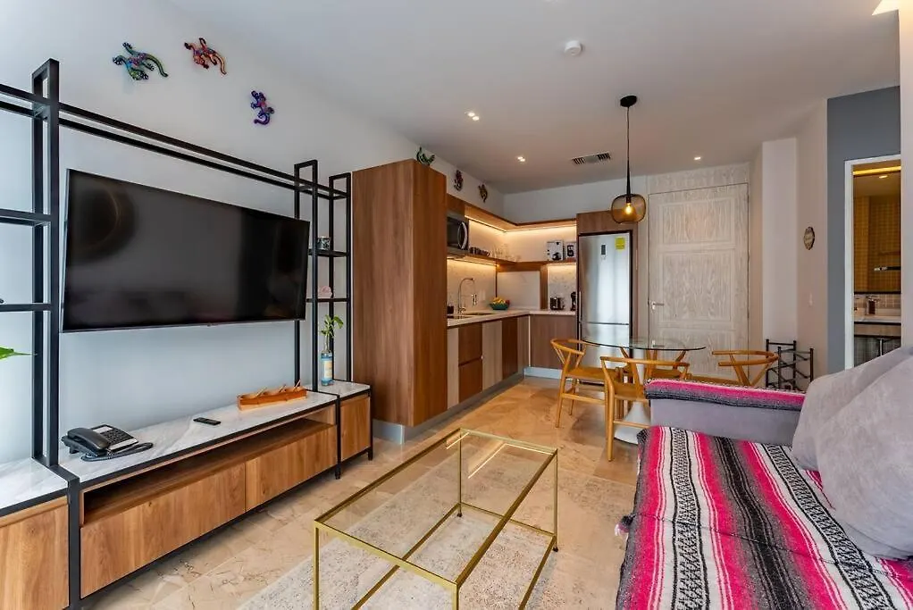 Casa Camaleon Luxury Condominium. Sea Views. Pools Playa del Carmen México